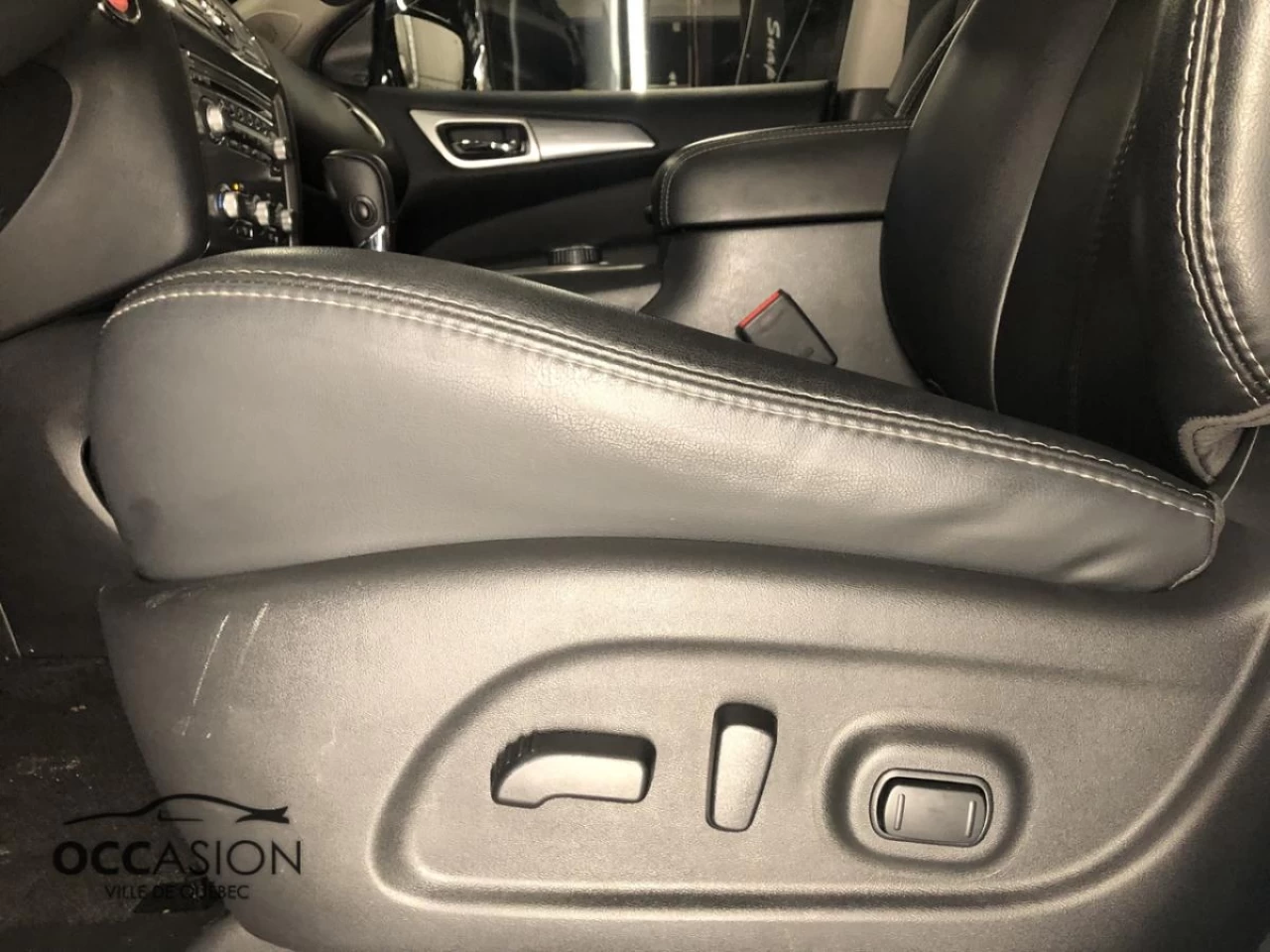 2017 Nissan Pathfinder 4WD 4dr SL Image principale
