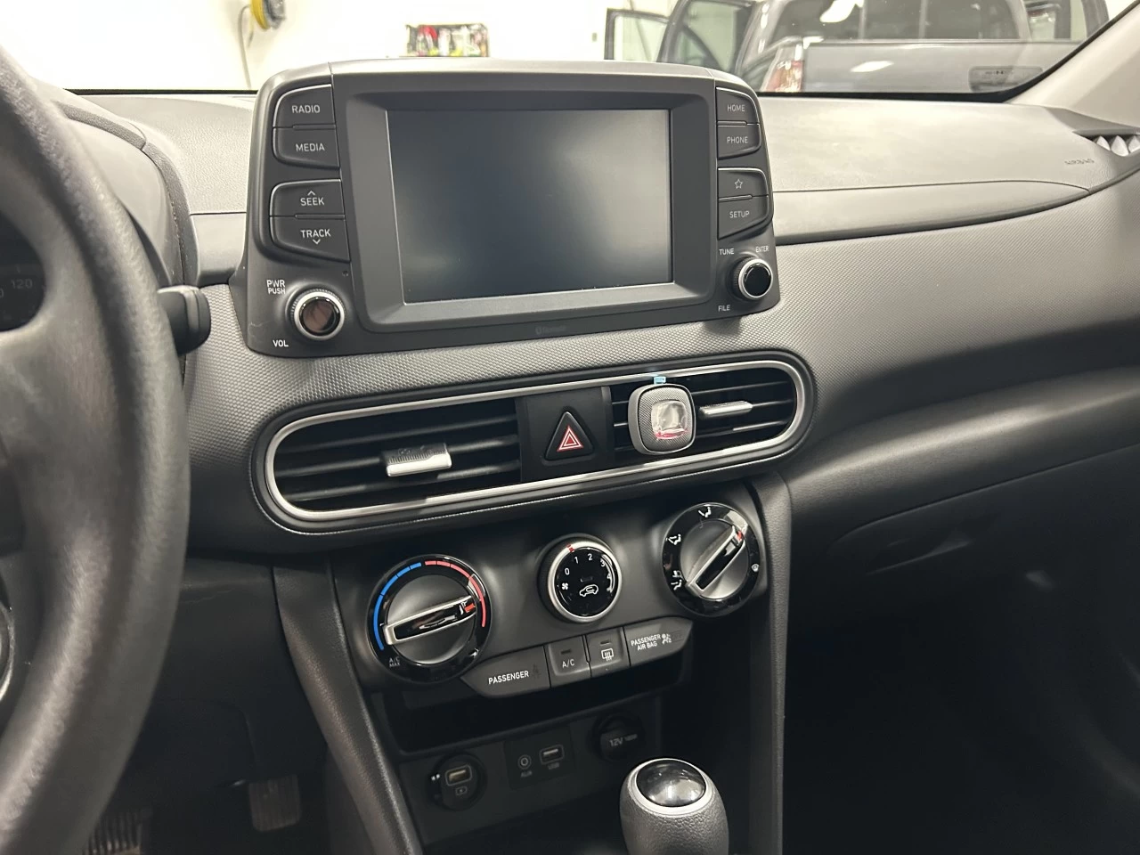 2019 Hyundai Kona Essential Main Image