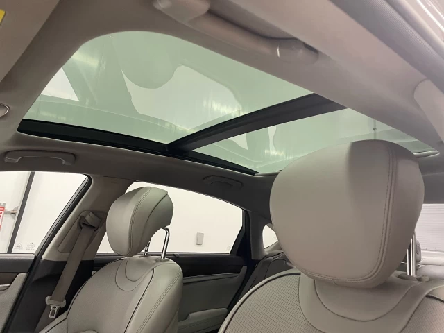 Hyundai Berline Genesis Technology PACK 2015