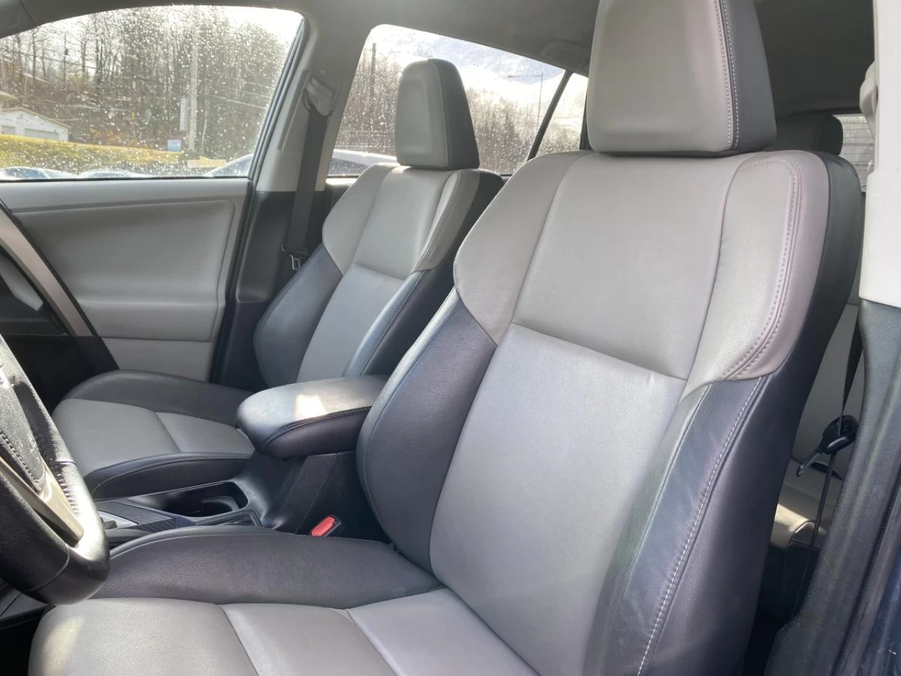 2013 Toyota RAV4 AWD 4dr Limited Main Image