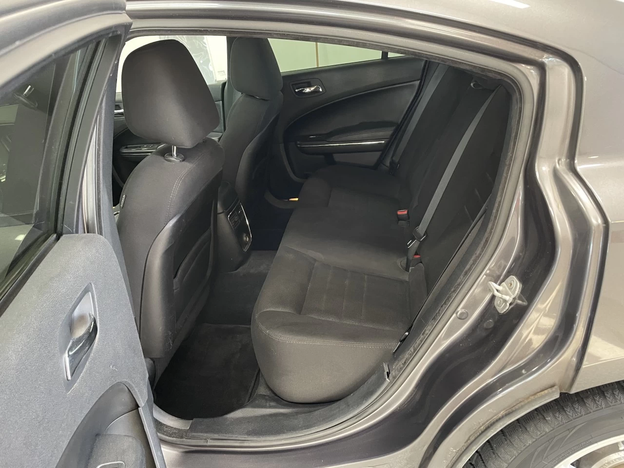 2013 Dodge Charger SXT Main Image