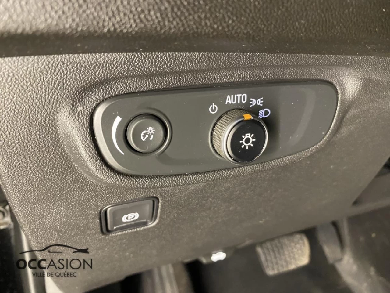 2021 GMC Terrain AWD SLE Main Image