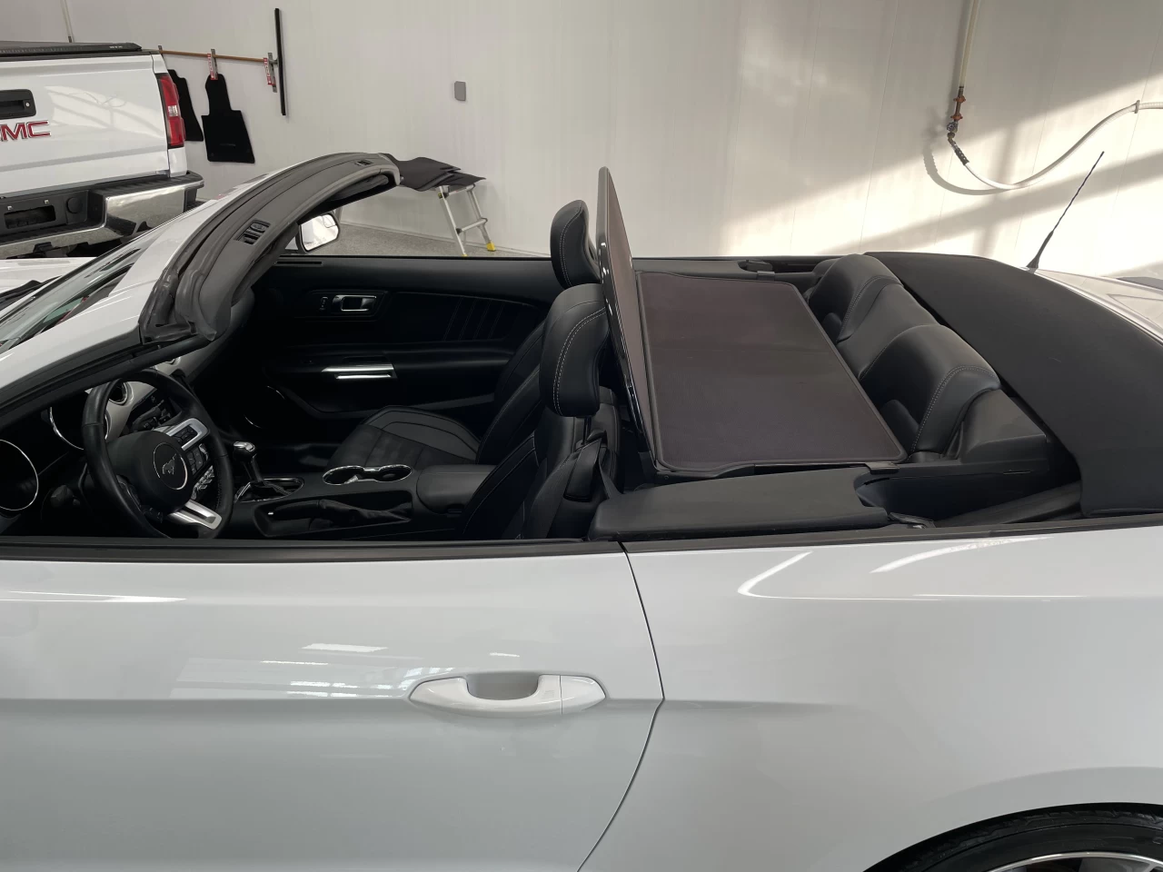 2015 Ford Mustang EcoBoost Premium Image principale