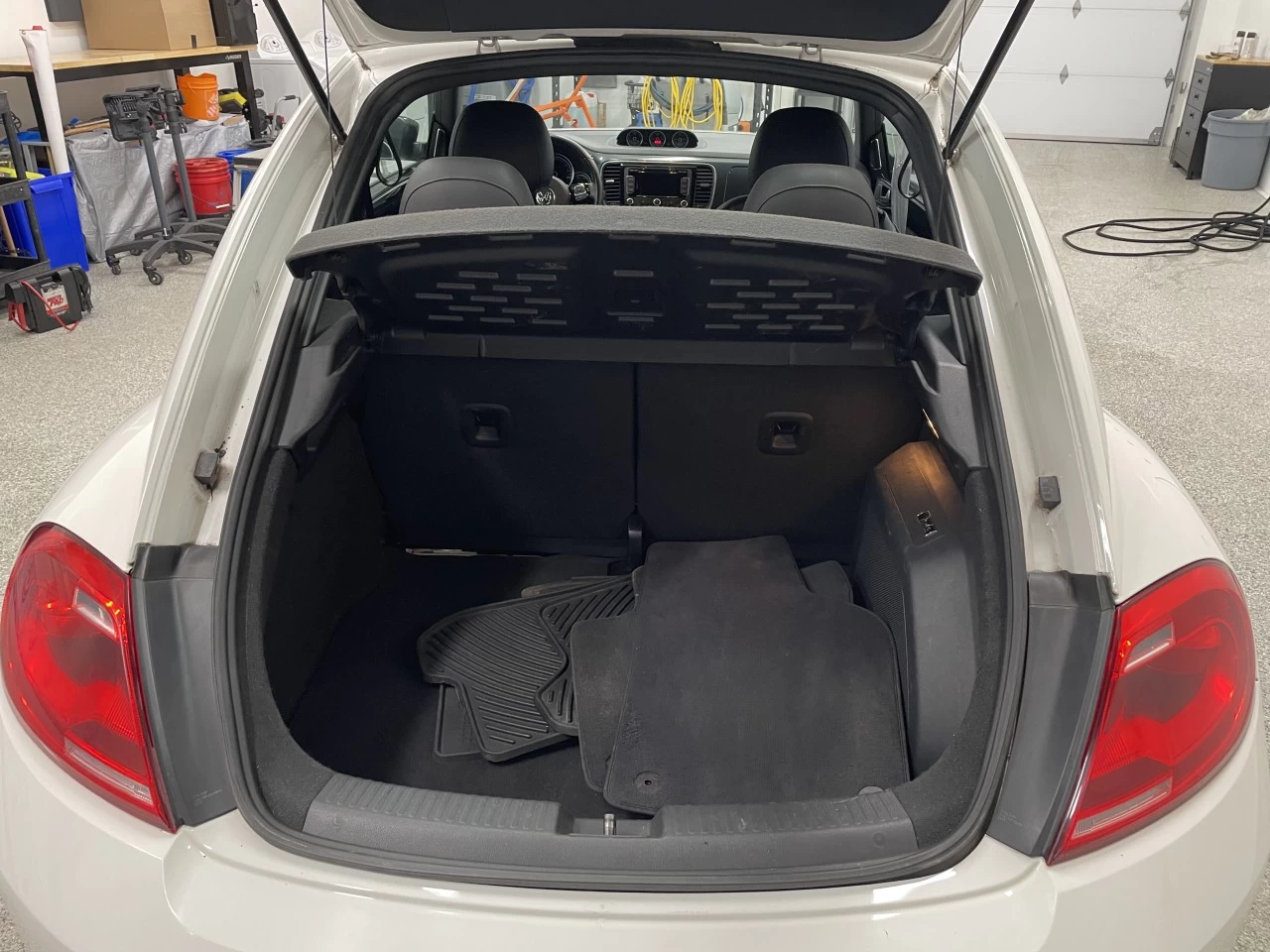 2013 Volkswagen Beetle Coupe 2.0T Turbo Image principale