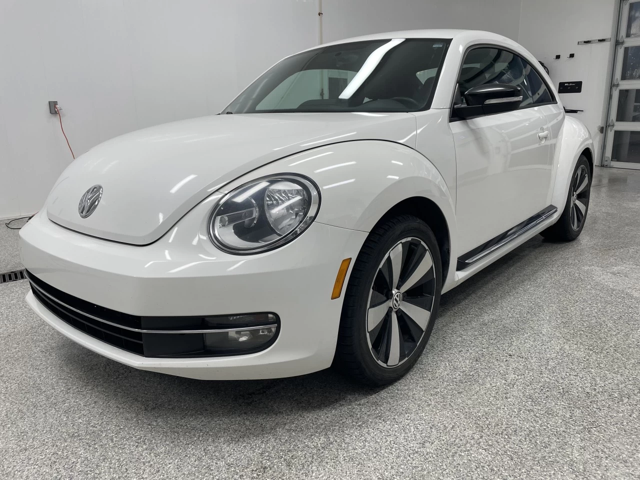 2013 Volkswagen Beetle Coupe 2.0T Turbo Image principale