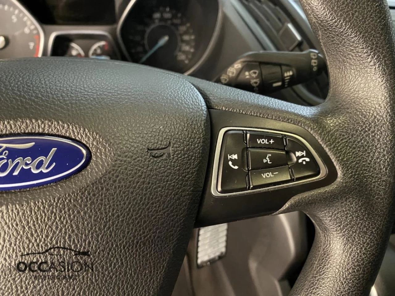 2018 Ford Escape SE 4WD Image principale