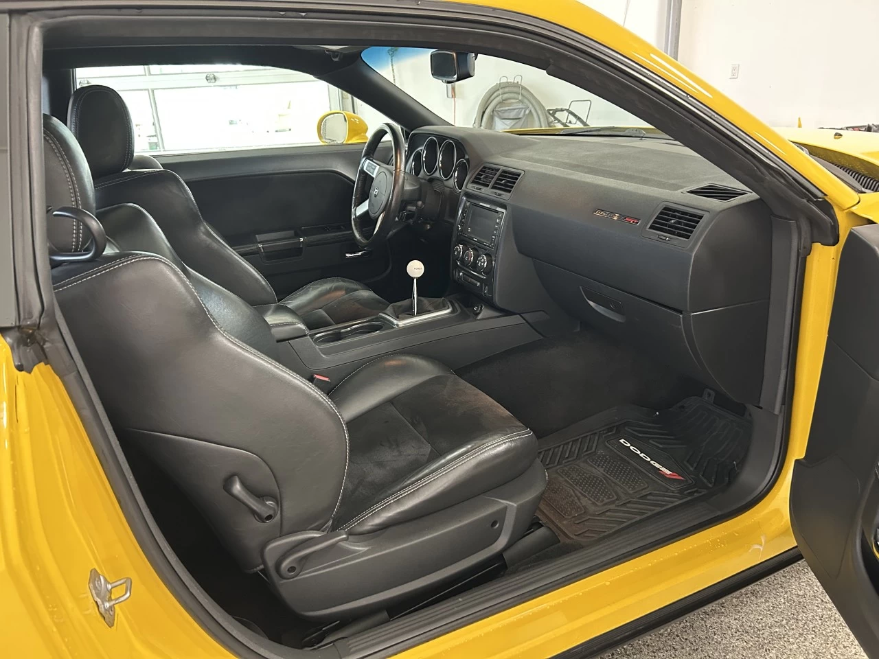 2010 Dodge Challenger SRT8 Main Image