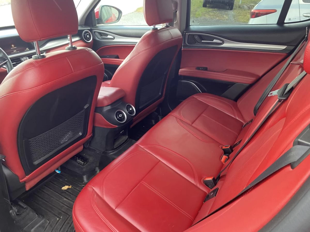 2018 Alfa Romeo Stelvio Sport AWD Image principale