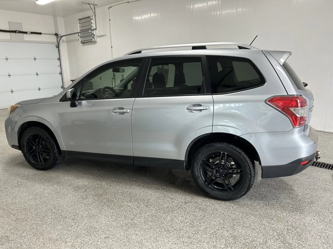 2015 Subaru Forester 2.0XT Premium Image principale