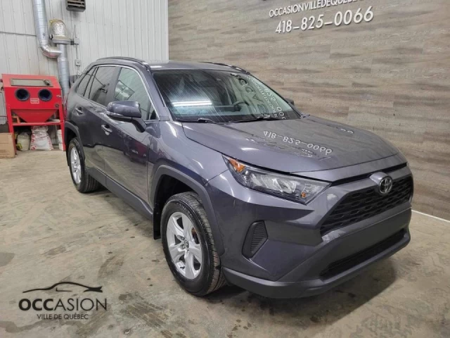 Toyota RAV4 AWD LE 2019