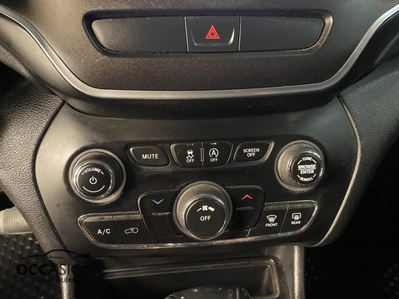 2020 Jeep Cherokee Trailhawk 4x4 Main Image