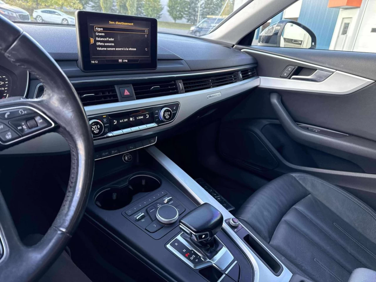 2018 Audi A4 2.0 TFSI quattro Komfort S tronic Image principale