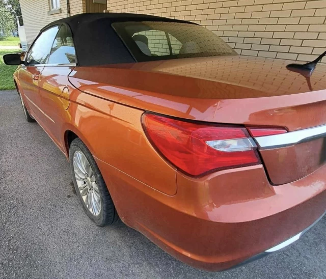 Chrysler 200 2dr Conv Touring 2011