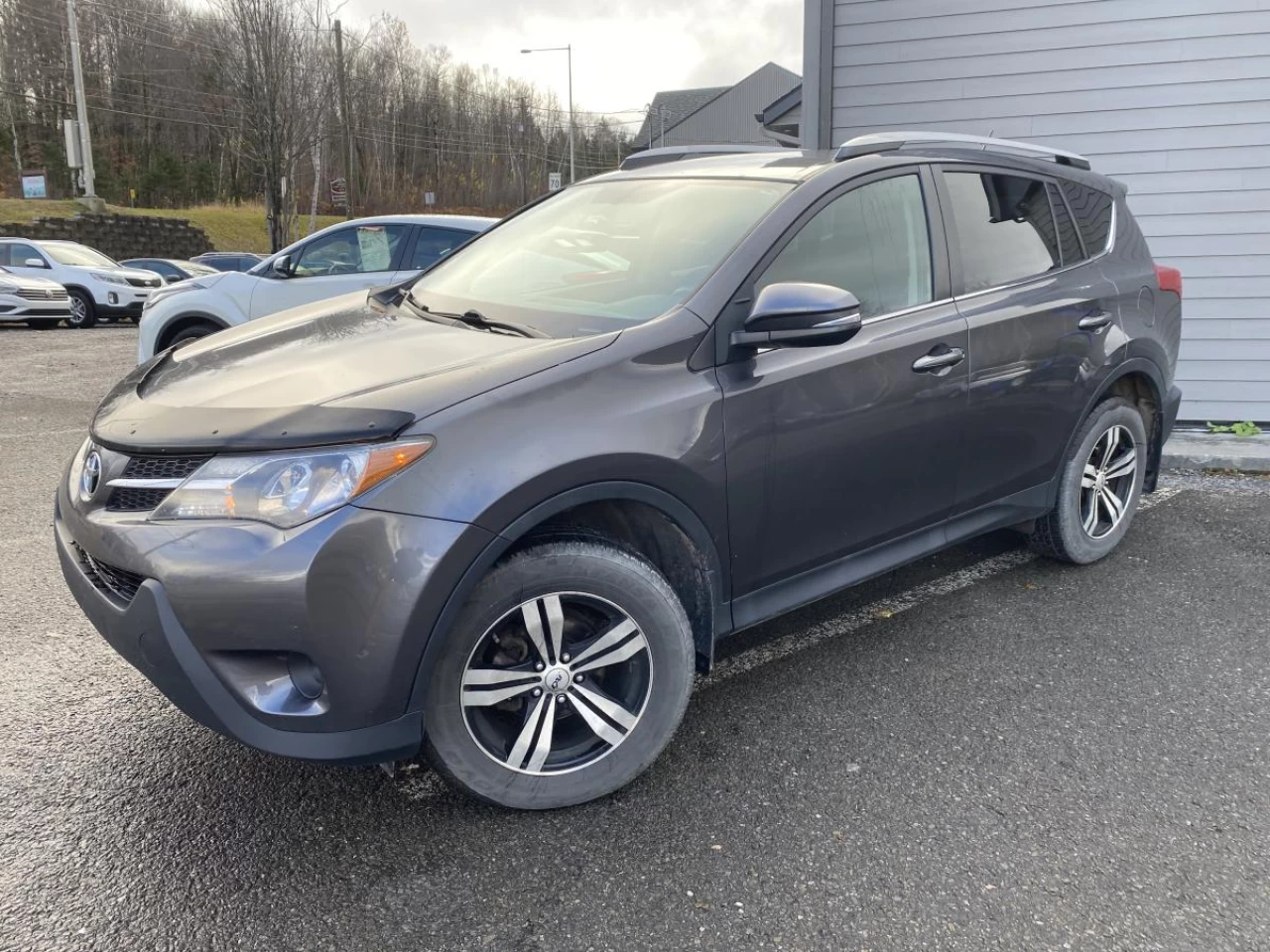 2015 Toyota RAV4 AWD 4dr LE Main Image