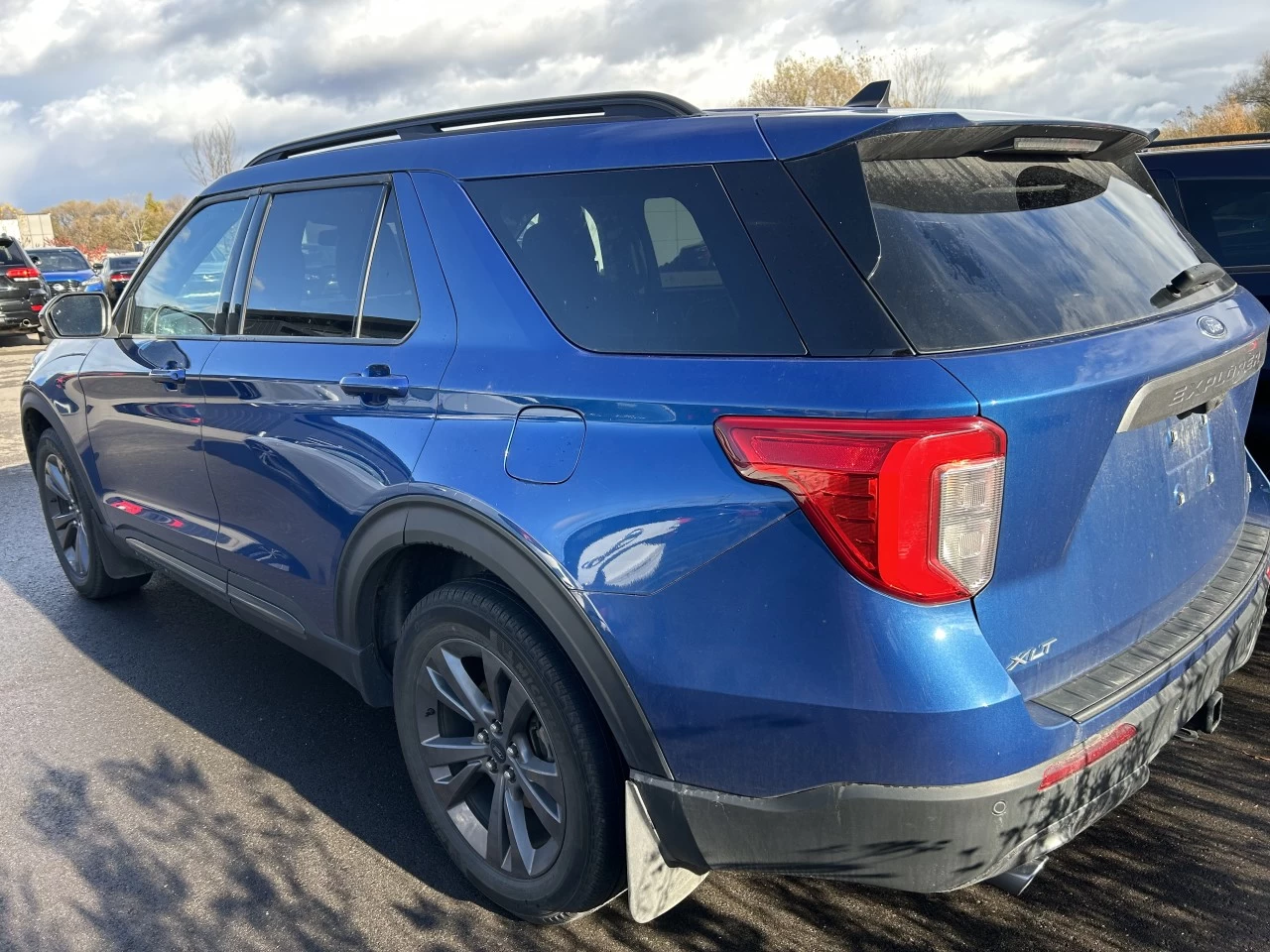 2023 Ford Explorer XLT Main Image