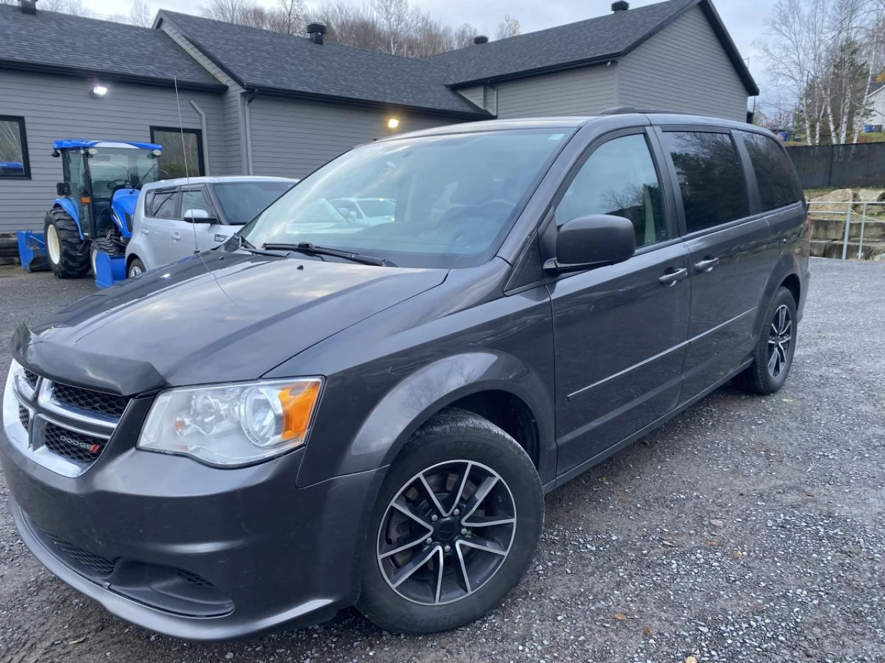 2016 Dodge Grand Caravan 4dr Wgn SXT Main Image