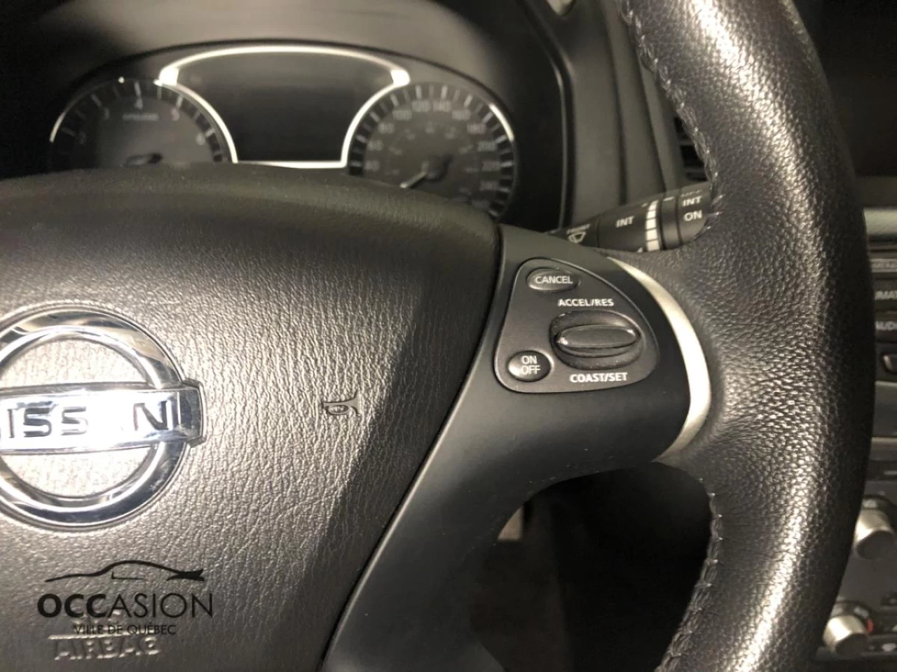 2017 Nissan Pathfinder 4WD 4dr SL Image principale
