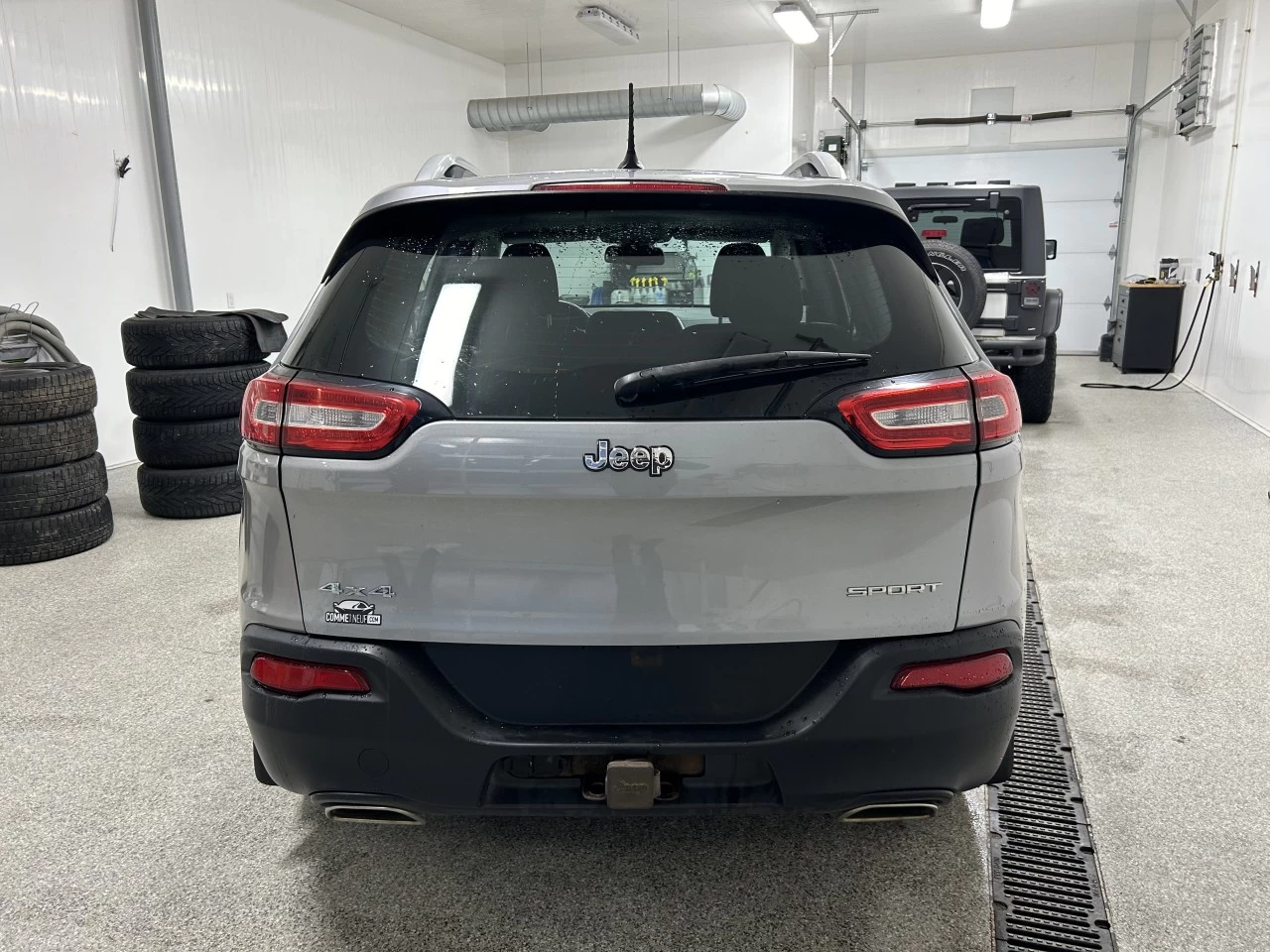 2015 Jeep Cherokee Sport Image principale