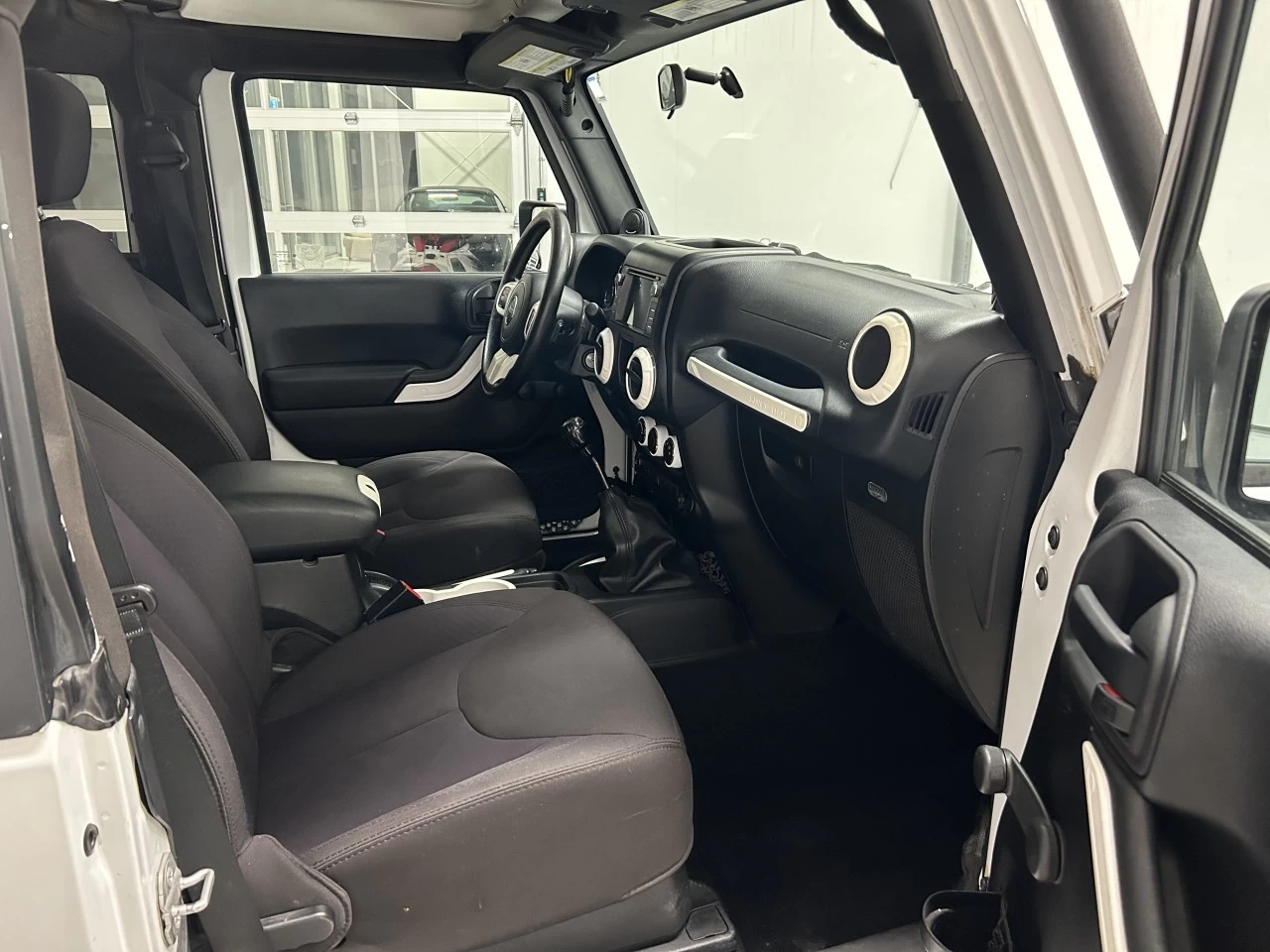 2014 Jeep Wrangler Sport Image principale
