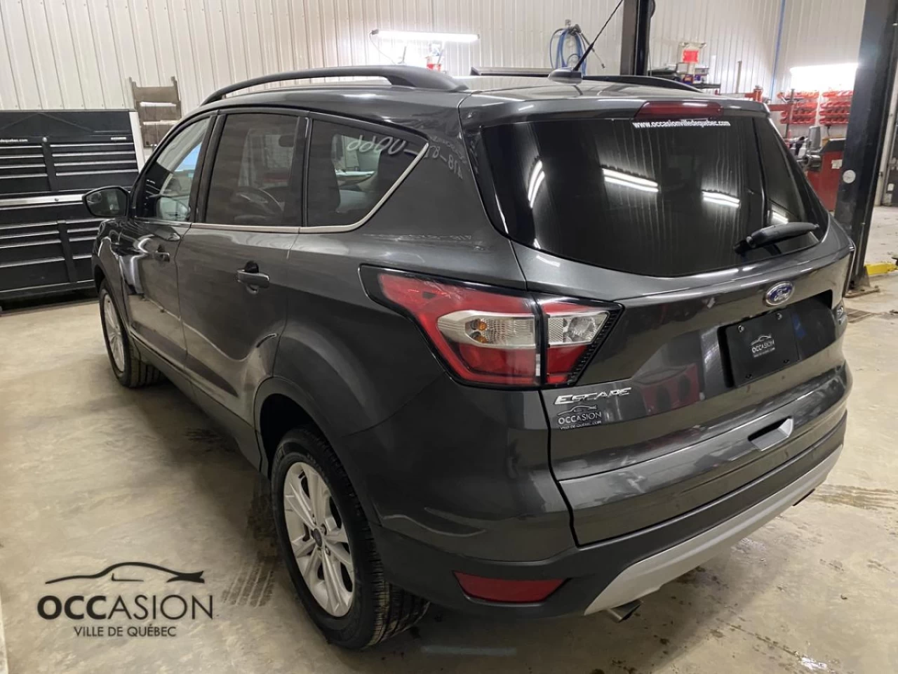 2018 Ford Escape SE 4WD Image principale