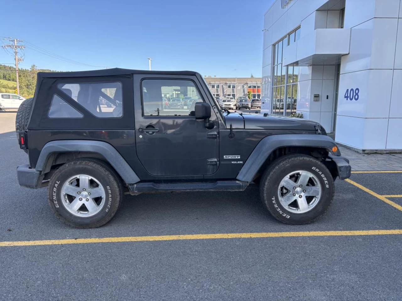 2010 Jeep Wrangler 4WD 2dr Sport Image principale