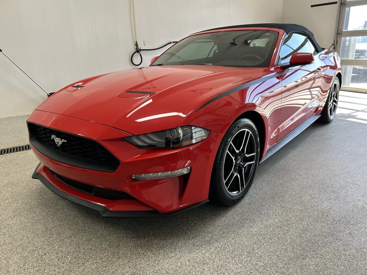 2019 Ford Mustang EcoBoost Image principale