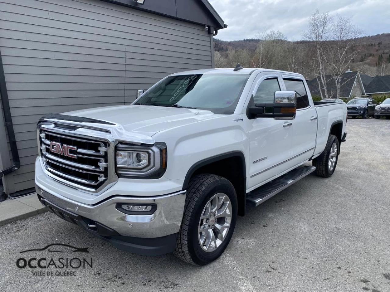 2018 GMC Sierra 1500 4WD Crew Cab Short Box SLT Image principale