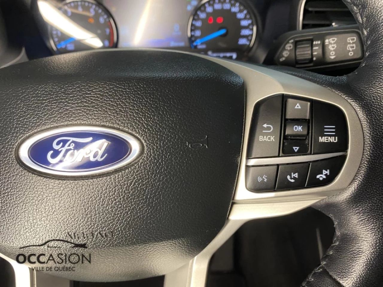 2023 Ford Explorer XLT 4WD Image principale
