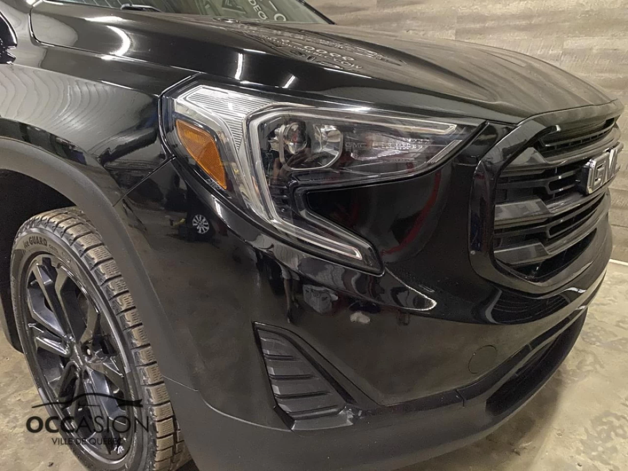 2021 GMC Terrain AWD SLE Main Image