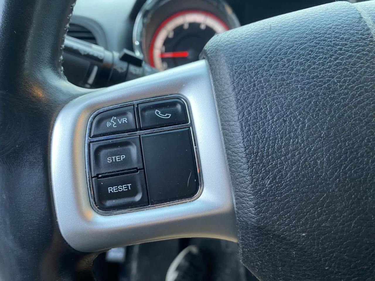 2016 Dodge Grand Caravan 4dr Wgn SXT Main Image