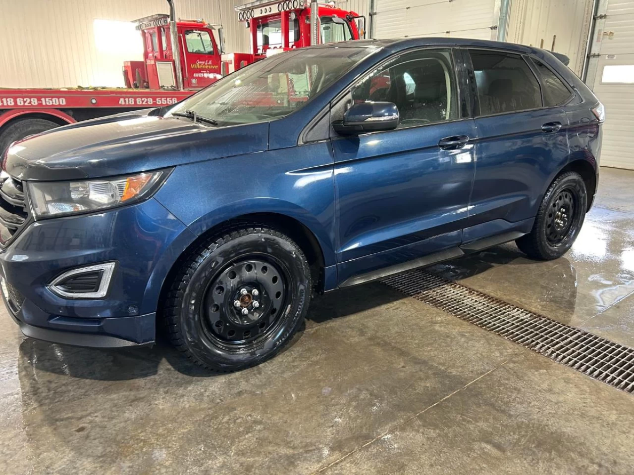 2017 Ford Edge 4dr Sport AWD Image principale
