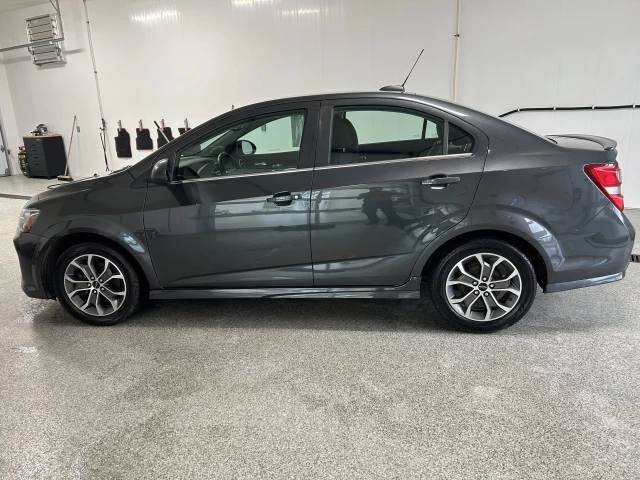 Chevrolet Sonic LT 2018