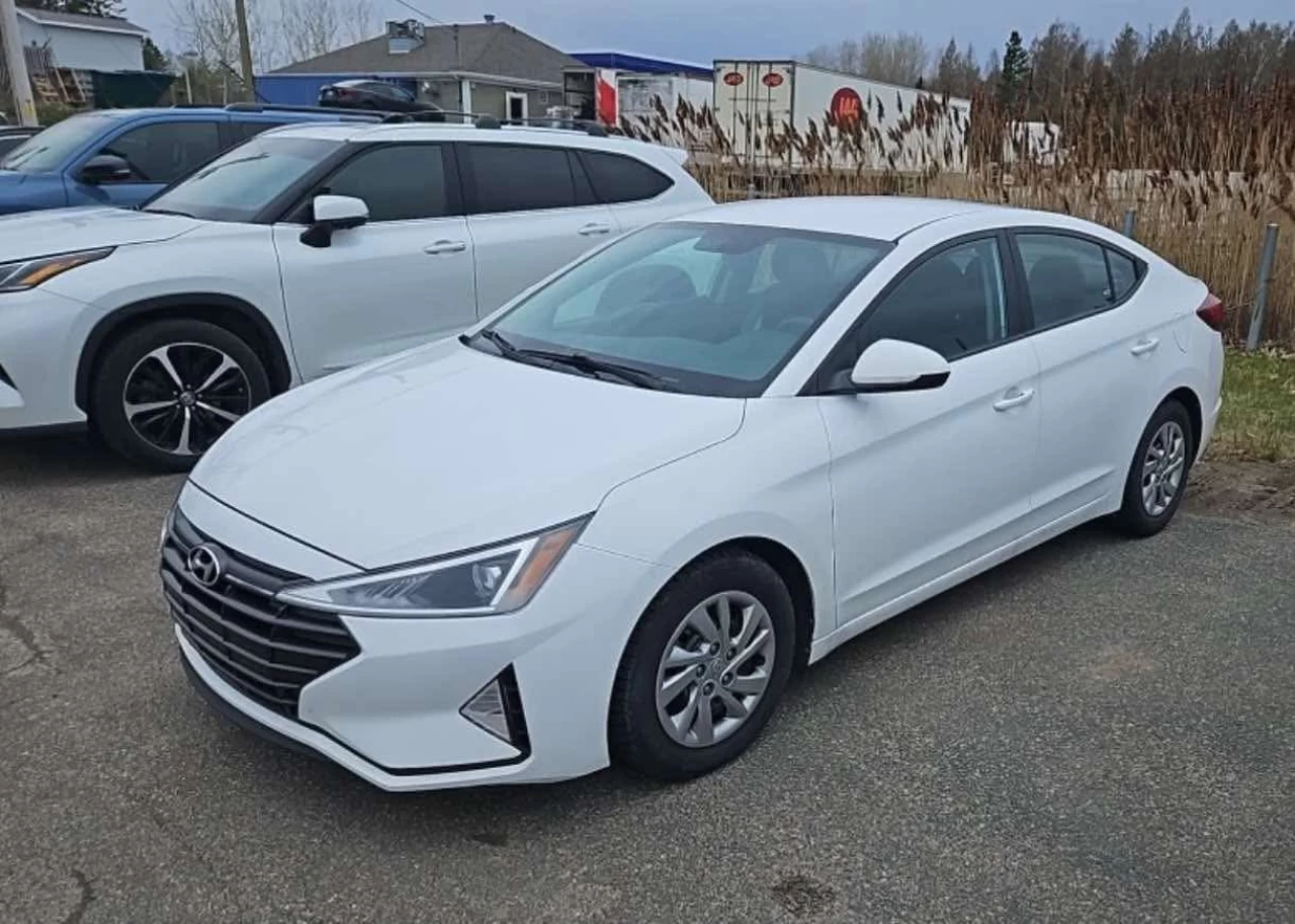 2020 Hyundai Elantra SE Image principale