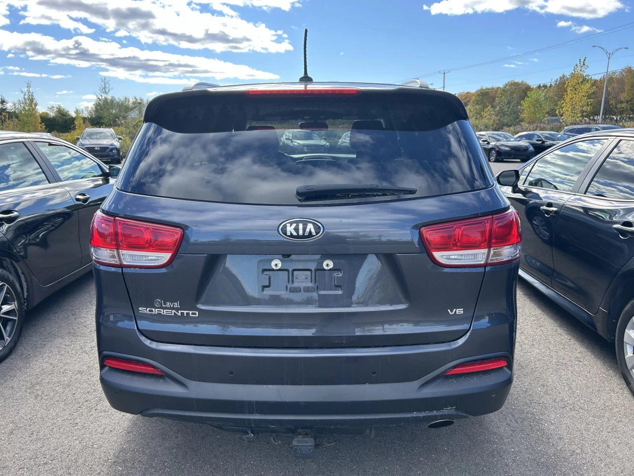 2016 Kia Sorento 3.3L LX+ Main Image