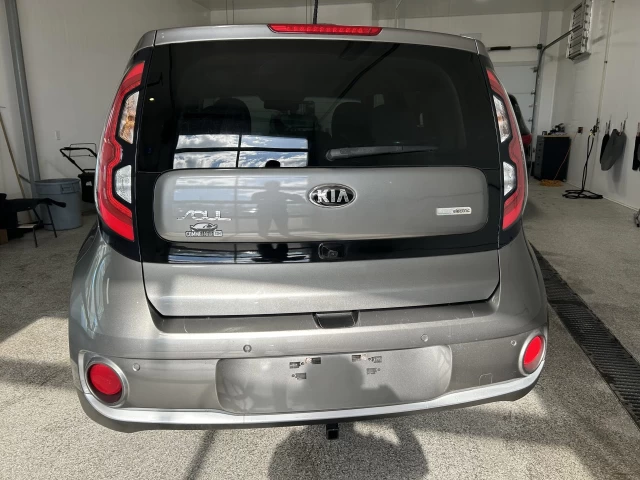 Kia Soul EV Luxury 2016
