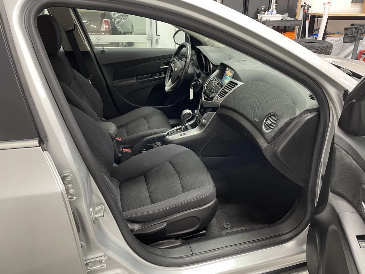 2014 Chevrolet Cruze 1LT Main Image