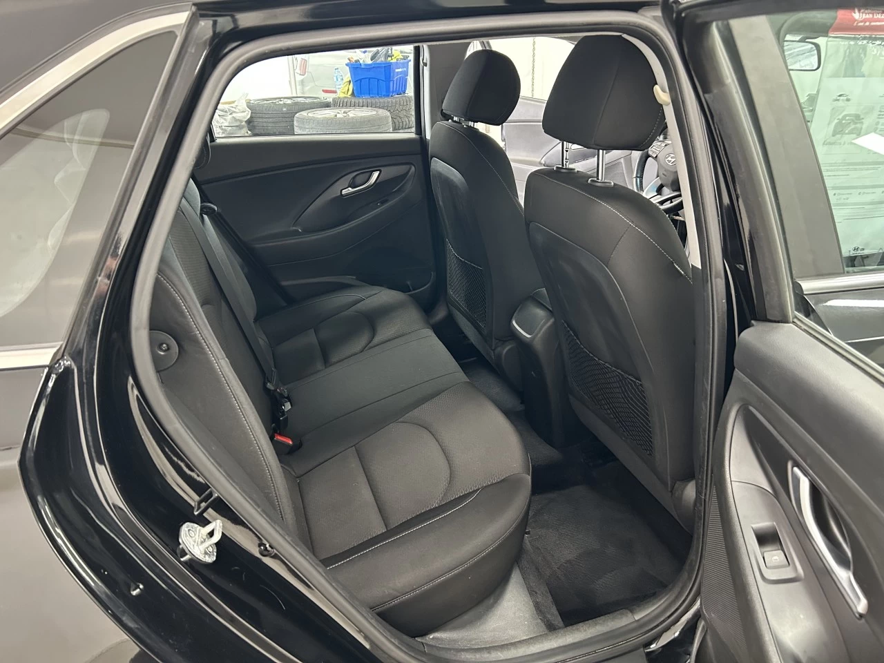 2018 Hyundai Elantra GT GL Image principale