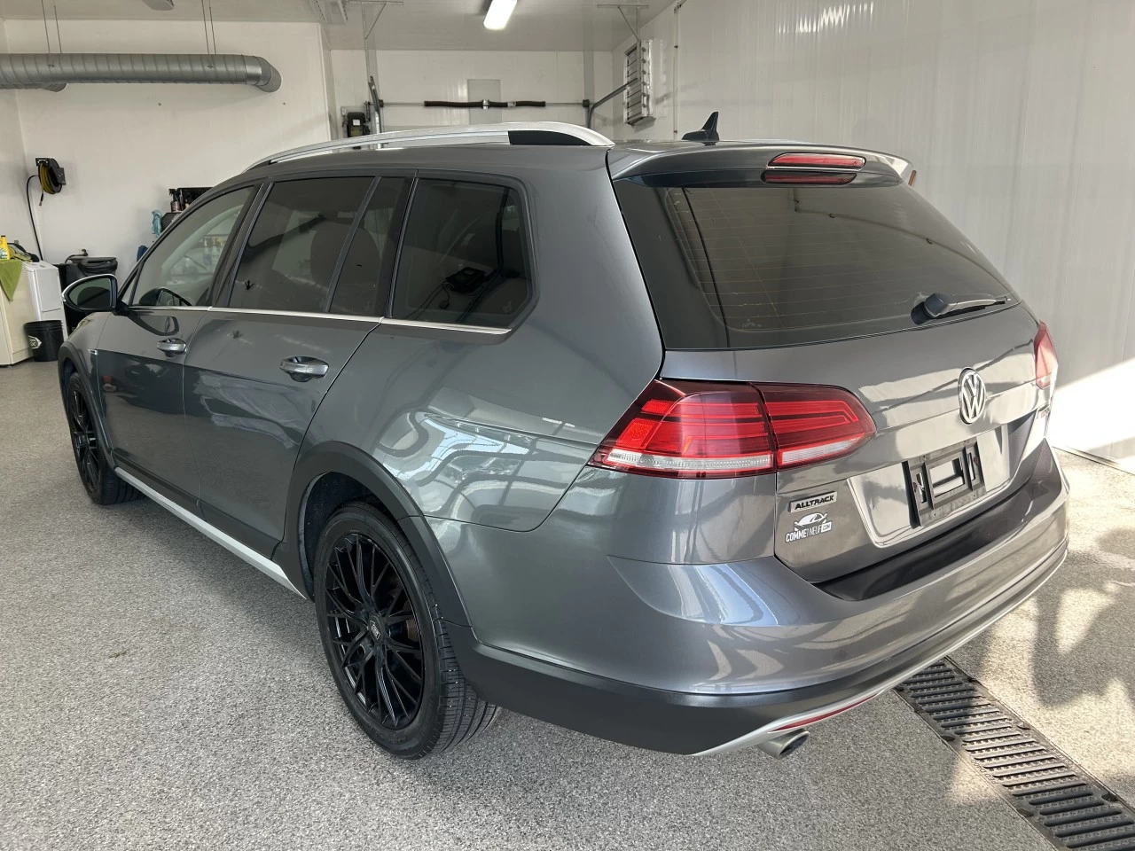 2019 Volkswagen Golf Alltrack Highline Main Image