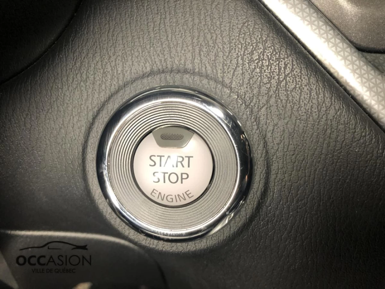 2017 Nissan Pathfinder 4WD 4dr SL Image principale