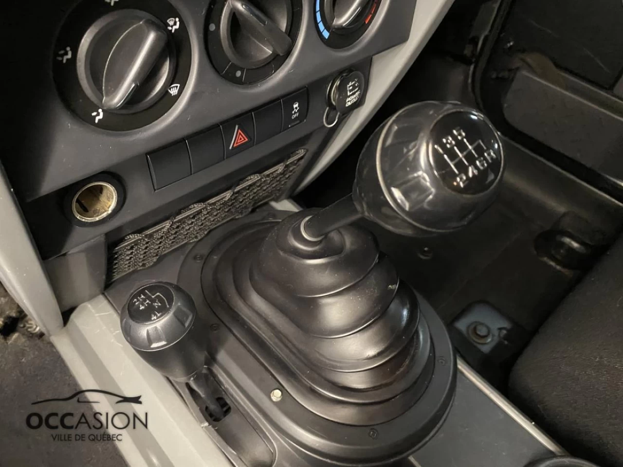 2010 Jeep Wrangler 4WD 2dr Sport Image principale