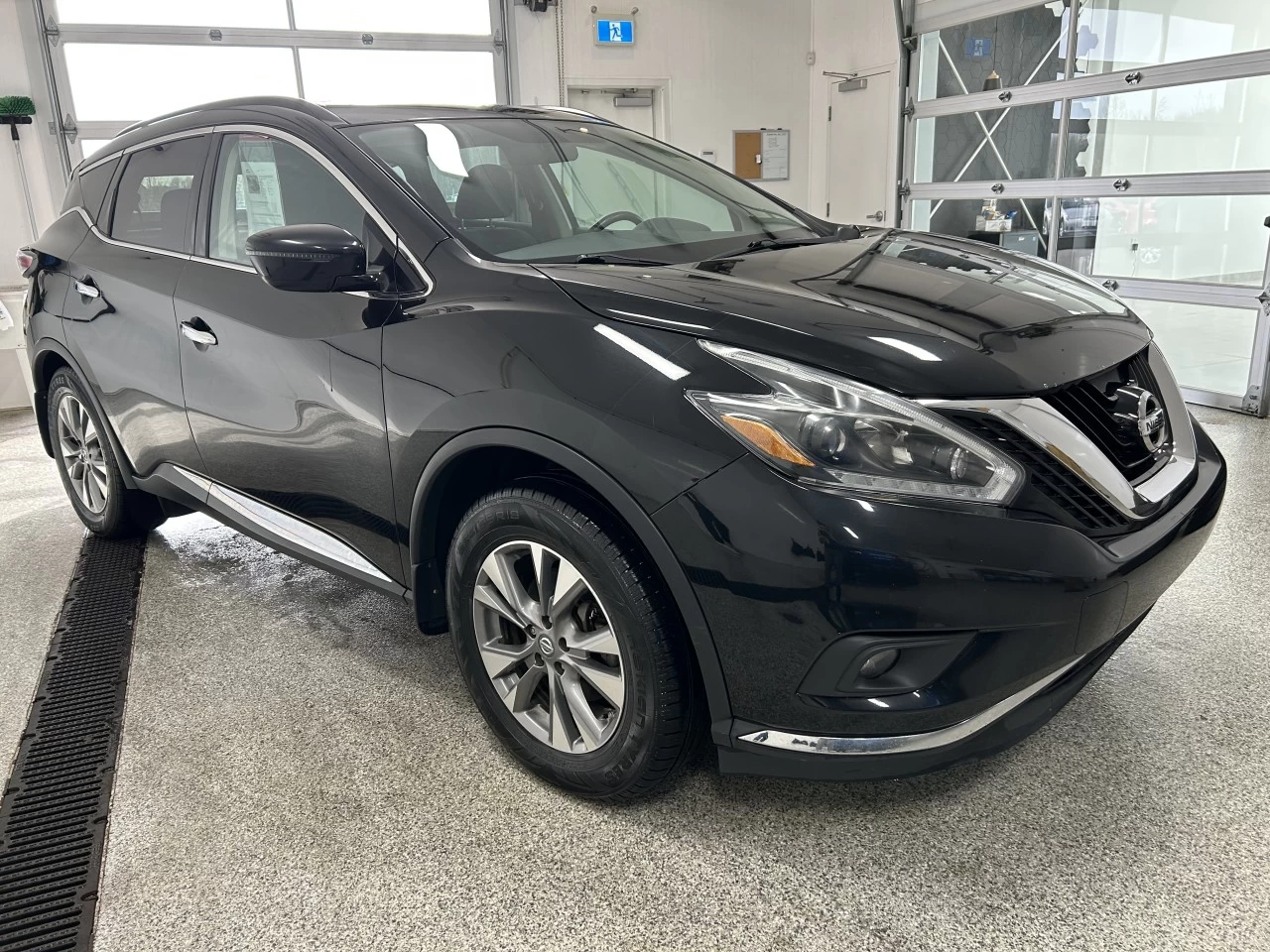2018 Nissan Murano SV Main Image