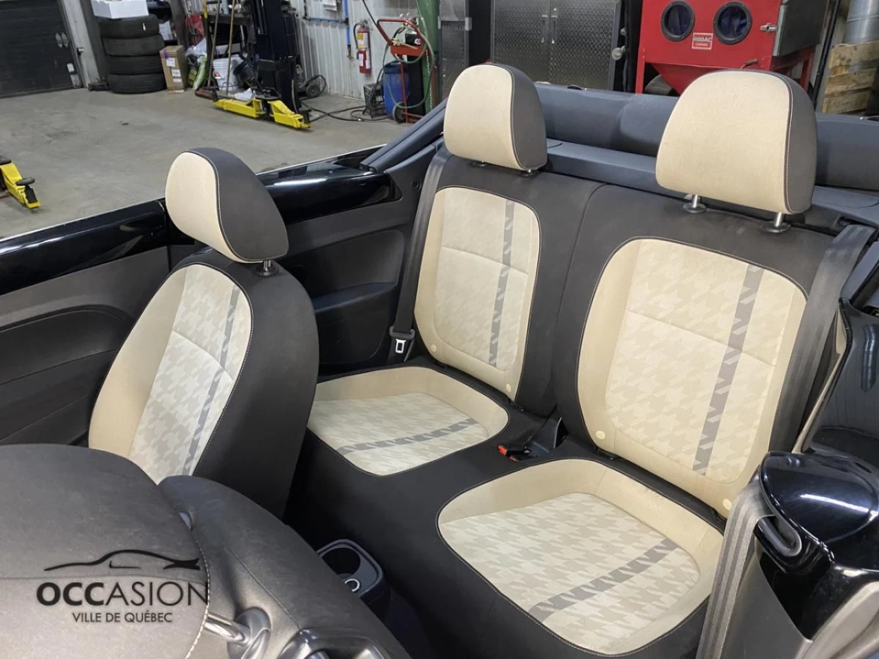 2018 Volkswagen Beetle Convertible Trendline Auto Image principale