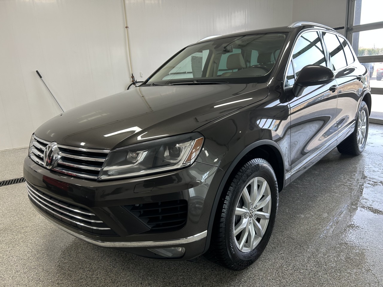 Volkswagen 2016 Touareg Highline