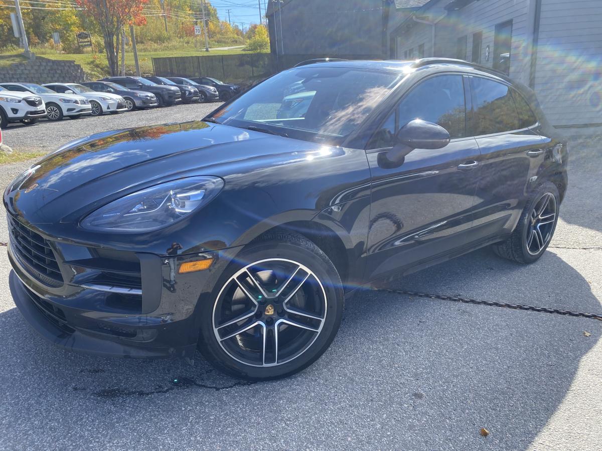 Porsche 2021 Macan AWD