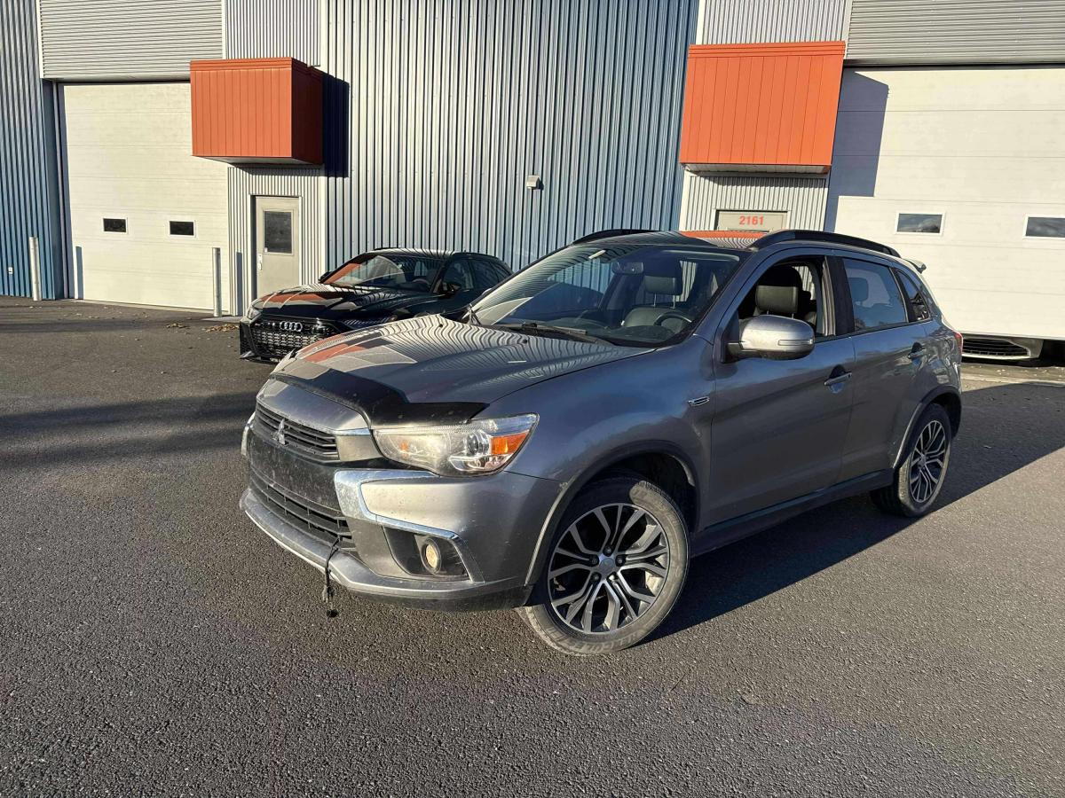 Mitsubishi 2017 RVR AWD 4dr 2.4L CVT SE Limited Edition