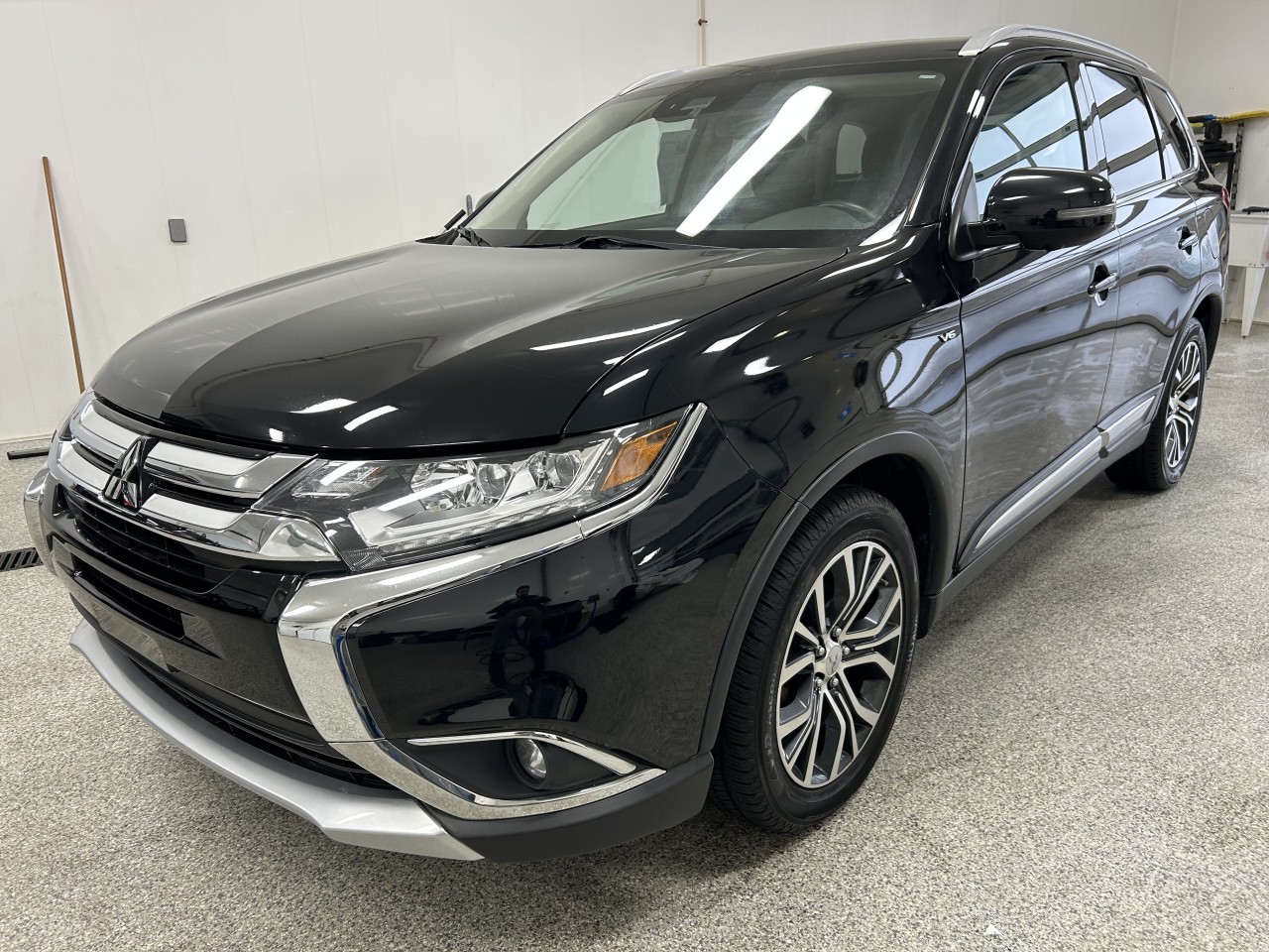 Mitsubishi 2017 Outlander GT